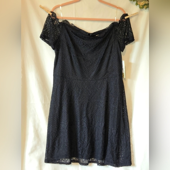 Rewind Elegant Black Lace Off The Shoulder XXL Midi Length Fitted Dress - Picture 1 of 7